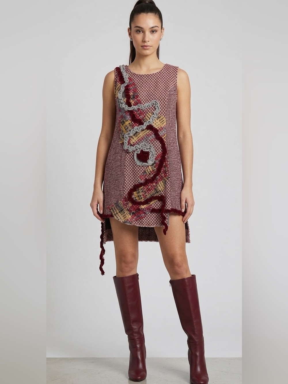 TWEED SLEEVELESS SHIFT DRESS WITH MULTIMEDIA APPLIQUÉ by FOR HER PARIS